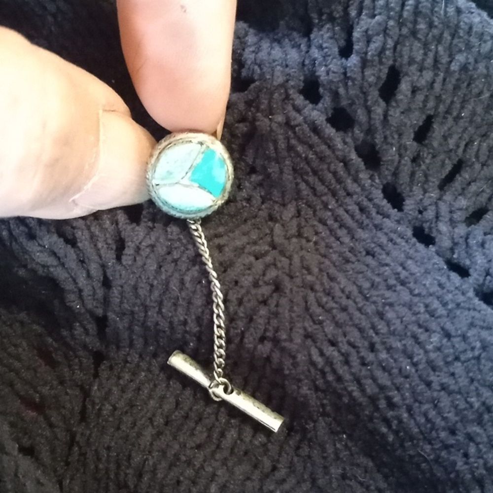 Beautiful turquoise tie tack